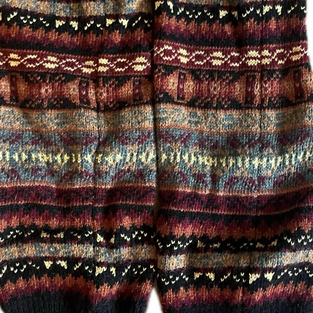 Multicolor Patterned Women's Knit Leg Warmers/Boot Cuffs. Excellent condition.